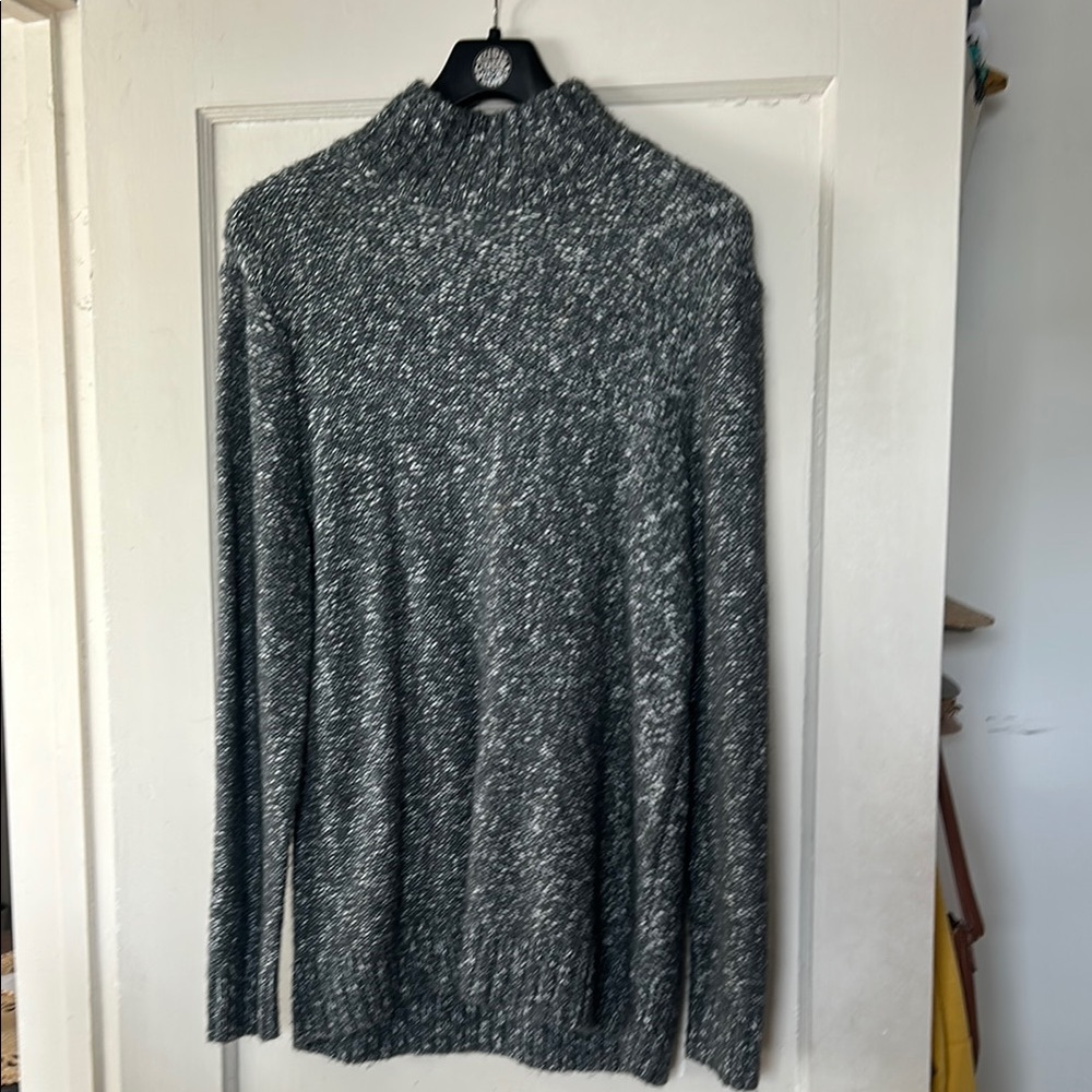 H & M Women’s oversized Gray Sweater